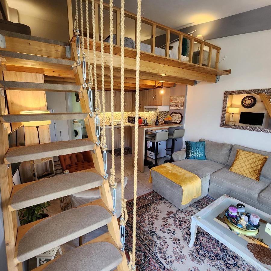 Luxury Loft Apartment Sofia Pátra Eksteriør bilde